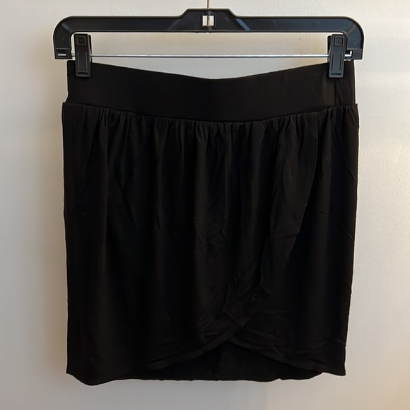 Trina Turk Mini Skirt - Picture 2 of 5